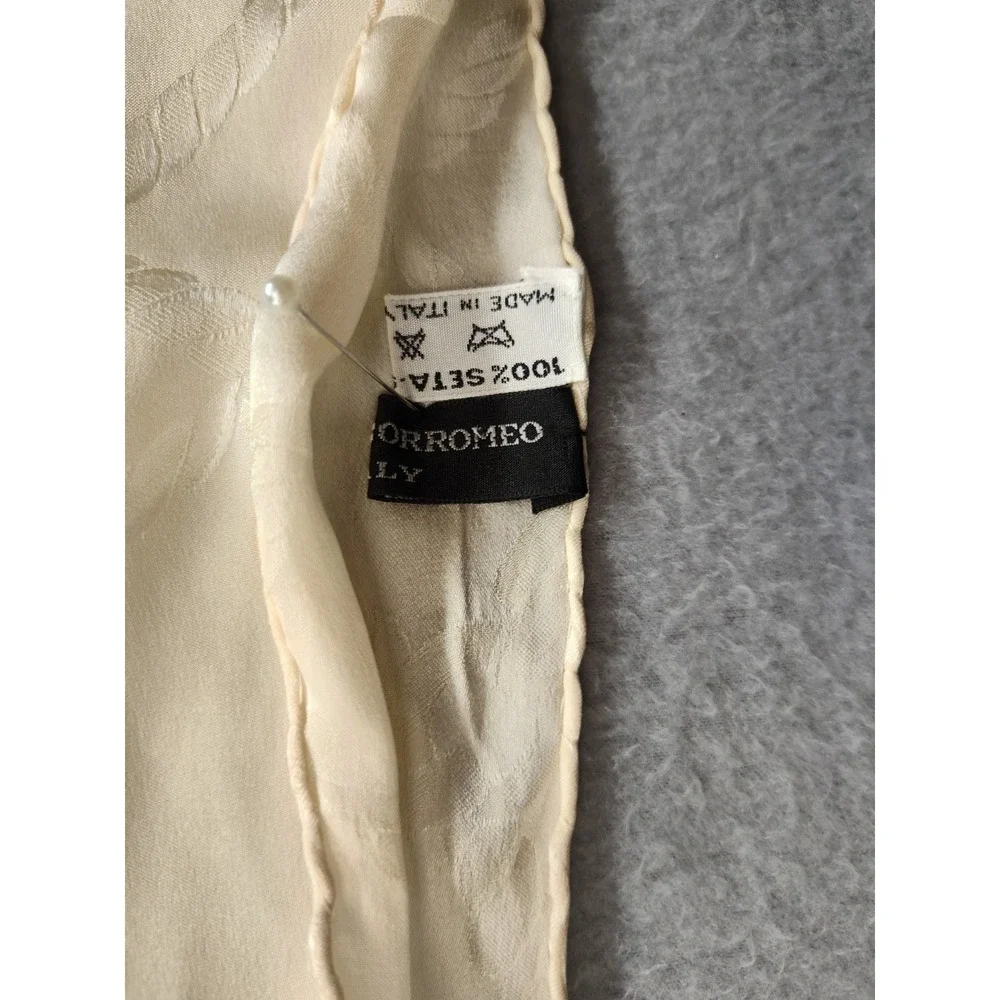 Manolo Borromeo pre owned
